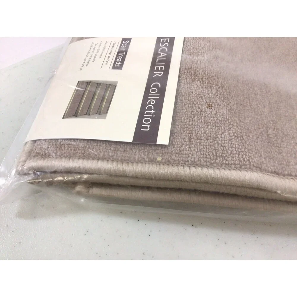Stair Treads Carpet Indoor Runners Set of 7 New